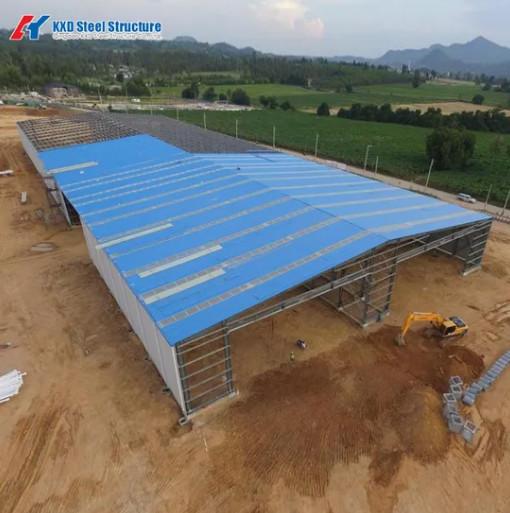Insulation Panel Prefab Steel Structure Metal Breeding Poultry Chicken House