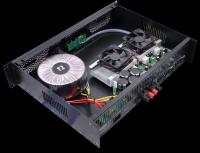 T6 Amplificateur de puissance à deux canaux Noir / argenté avec vitesse de ventilation non classée