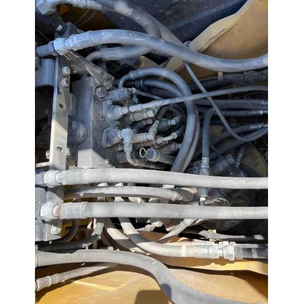 Used Kobelco SK130 Crawler Excavator High Performance Heavy Duty Hydraulic