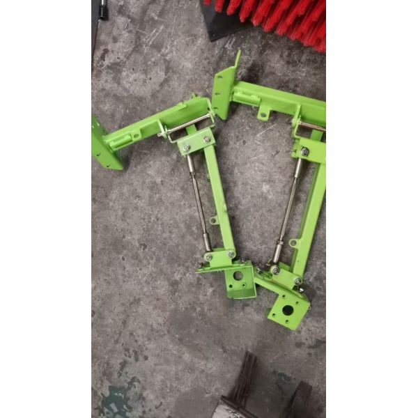 Mécanisme de nettoyage de balayeur de rue compact Résistance à la rouille Parties détachées de balayeur