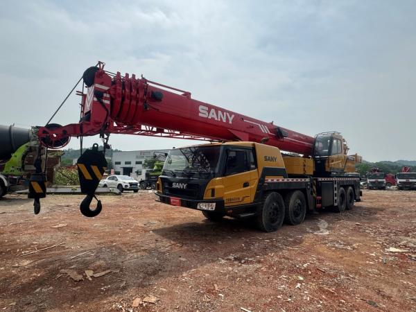 75 tonnes de grue de camion mobile N'importe quel puits rénové numéro 4 et avec service après-vente