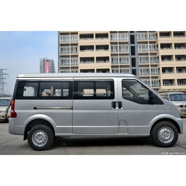 Dongfeng DFSK 1.5L 112HP Van Truck Euro5 with H.S CODE 87042100 and 82kw Engine Power