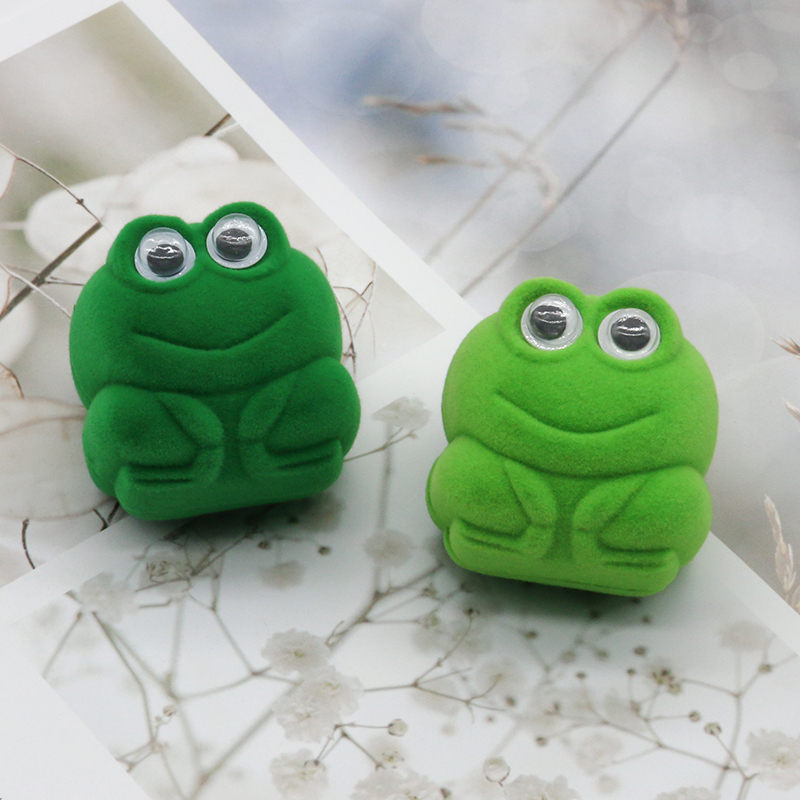 Cute Little Frog Luxury Velvet Jewelry Box Custom Color Velvet Ring Box 40x38x36mm