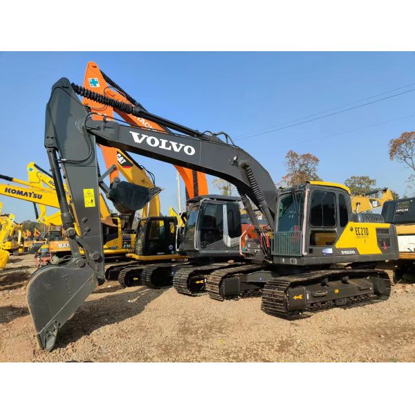 Used Volvo Excavator with Multifunctional Accessories for Different Tasks