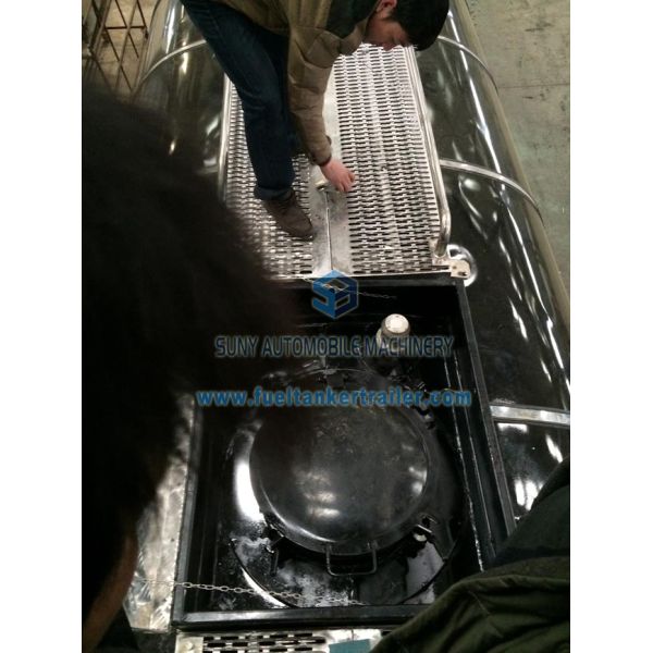 Steam Heating 3 Axle Asphalt Tank Trailer 42000 L Bitumen Tanker