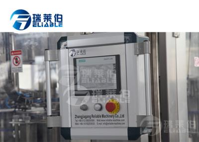Machine d'embouteillage matérielle de l'eau SUS304 minérale avec la capacité élevée, facile actionnée