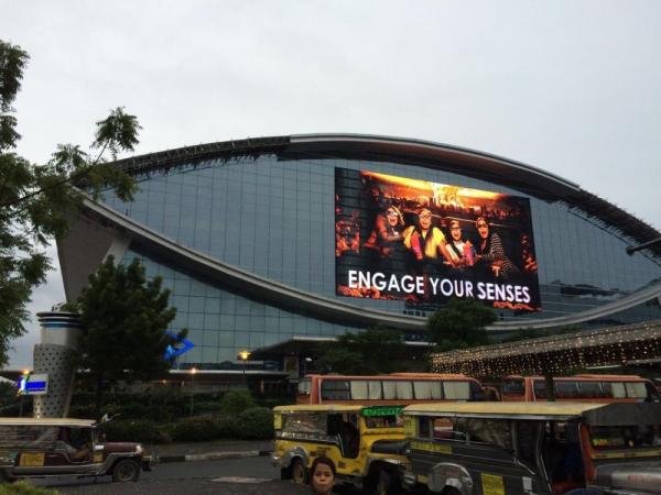 LED Curtain Display IP67 Waterproof LED Curtain Display 10000nit High Brightness