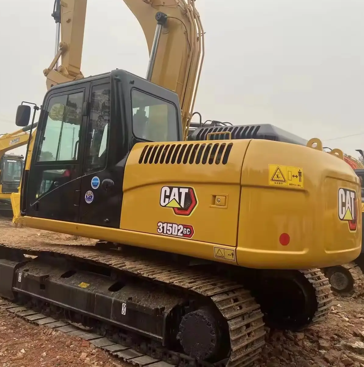 15 toneladas de equipo de excavadora usado profesional y confiable por los clientes de todo el mundo