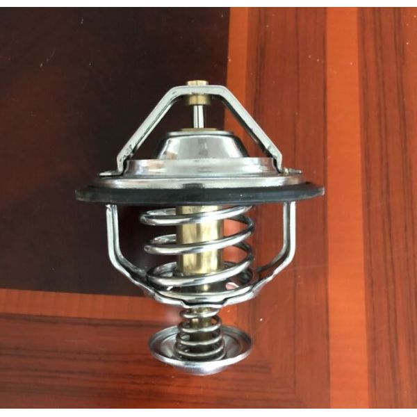 82ºC J08C HINO 300 Excavator Thermostat For Engine Spare Parts