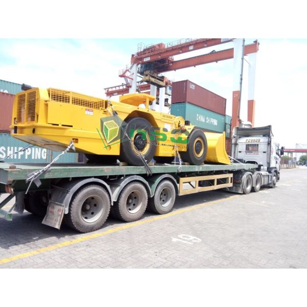 Orange / Yellow Load Haul Dump Machine For Underground Mining