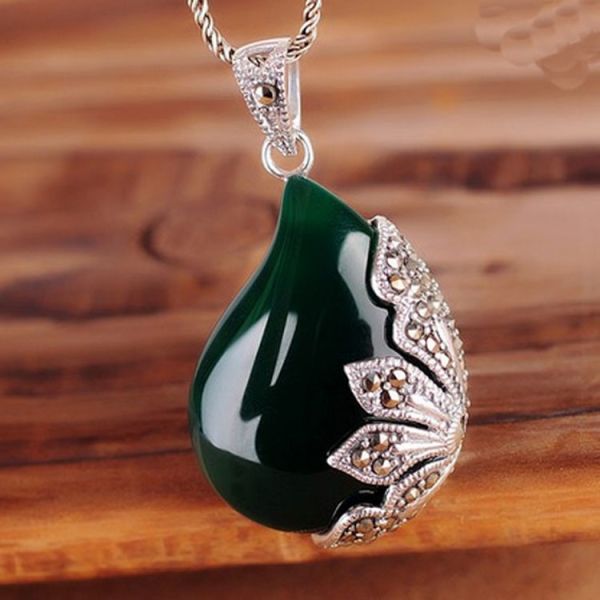 Vintage Jewelry 925 Silver Green Agate  Marcasite Drop  Pendant Necklace 18 Inches (JA1674GREEN)