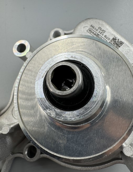 High Sales Water Pump 079121011H for Imported Audi A4/Avant