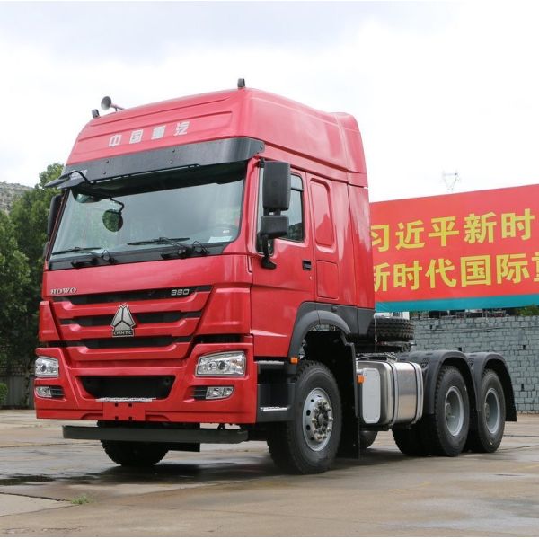 HOWO 6X4 Tractor Truck for Heavy Duty Transport Hydraulic Steering Power Assistance