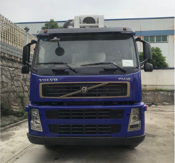Конкретная тележка Zoomlion 47m Volvo насоса заграждения насоса трейлера использовала тележку насоса