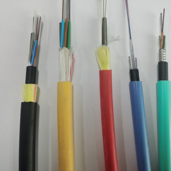 GYFTY83 Anti-Rodent Armored FRP Strength Member 12 24 48Core Fiber Optic Cable