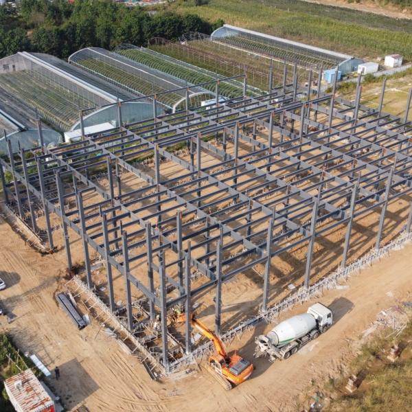 Bâtiment d'atelier en acier préfabriqué pour les ateliers de service automobile