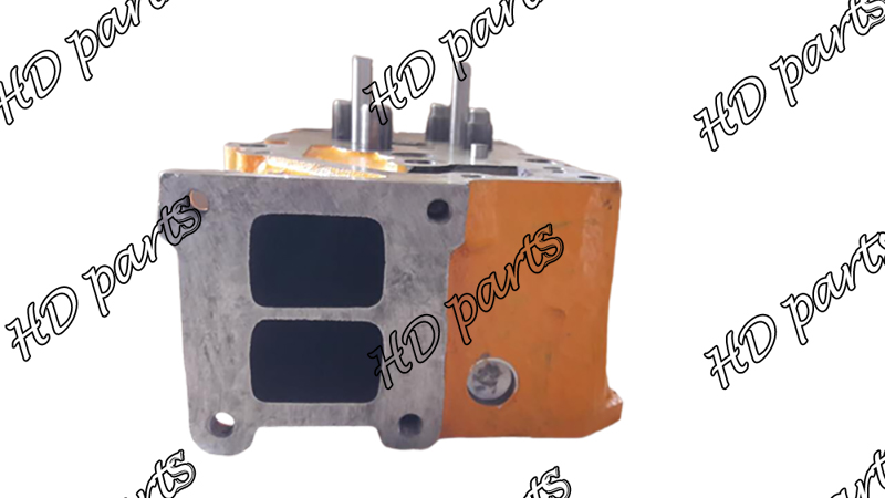 Головка цилиндра PC400-5 6D125 дизельная 6151-11-1101