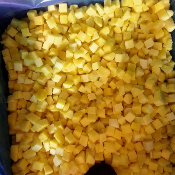 お店のお客様に おいしい冷凍マンゴー玉を お届けします