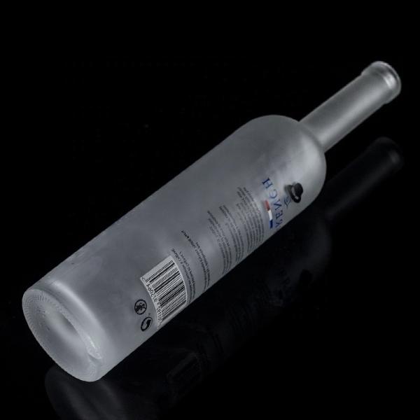 Forma clássica 700ml 750ml Frito Botão de Vidro de Vodka Aplique para Embalagem de Bebidas