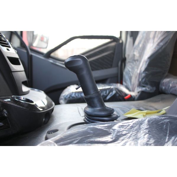 Concrete Mixer Truck Old FAW Cement Mixer 6*4 With 10 Wheels 5 Cubic Tanker Double Axle