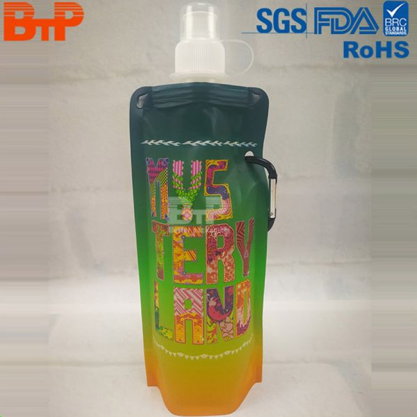 Customized Printed Stand Up Spout Pouch 500ml Juice Packaging Bag Folded the kettle. Mountaineering water bag