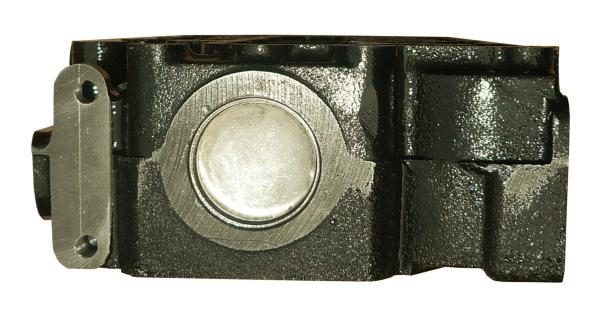 KIA K3000 Besta JT Iron Casting Cylinder Head 0K75A-10-100 909061 3.0L 8V