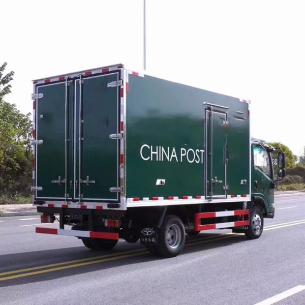 Customized ISUZU 4x2  6Tons Refrigerator Trucks Freezer Van Refrigerator Truck Wagon Cargo Truck