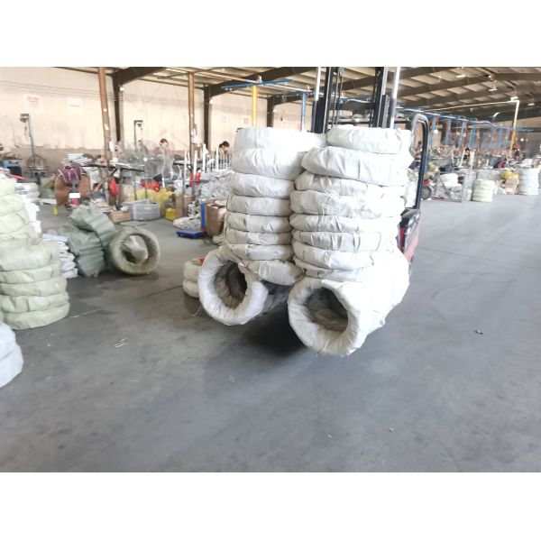 900 мм катушка оцинкованная Concertina колючая проволока Защищен в частной зоне