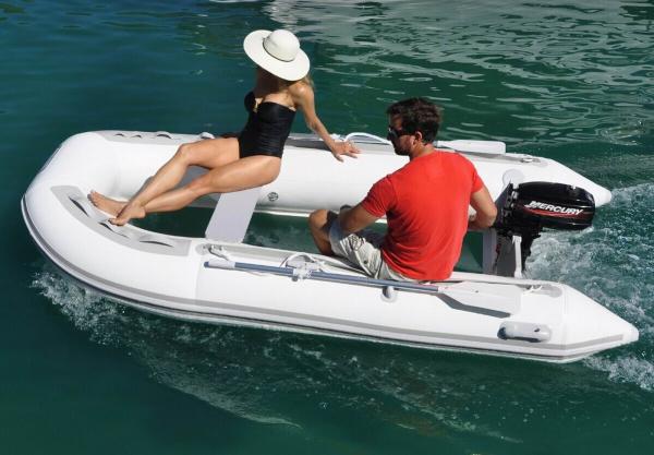 Easy Install 3 Person Fishing Boat , Environment Concerned 250 Cm Glass Bottom Boat