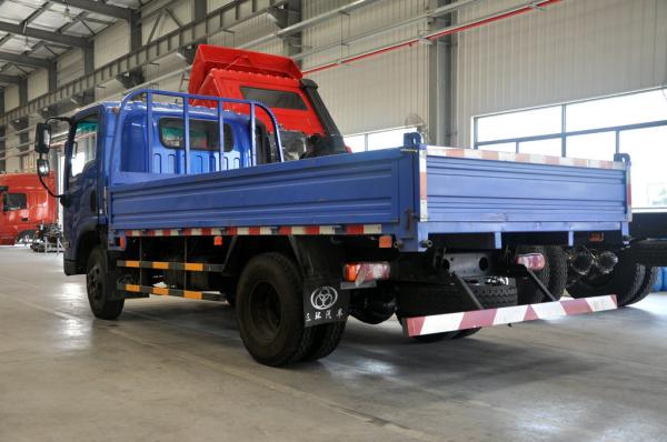 Light Duty 140HP 5-10T Hubei Tri-Ring SITOM 4x2 Cargo Truck,SINO Camions,Sino Truck