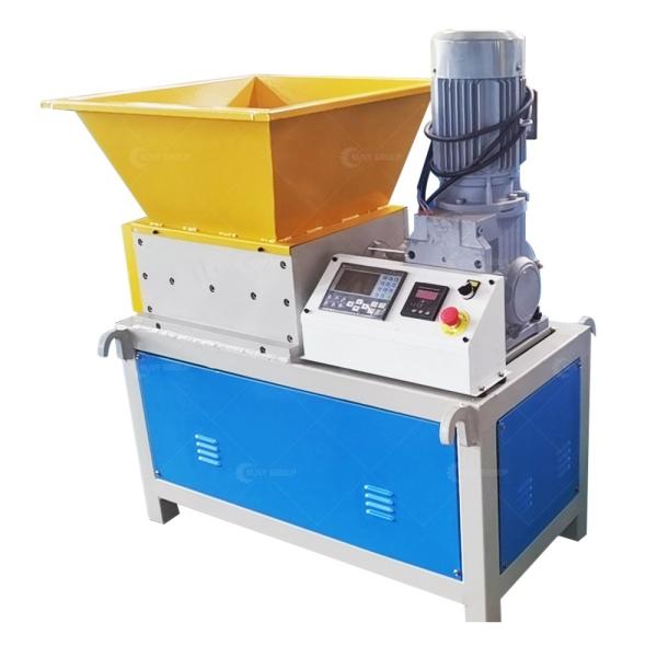 Máquina de trituração de ossos de porco de gado de aço inoxidável 380V/50Hz com capacidade de 200-300kg/h