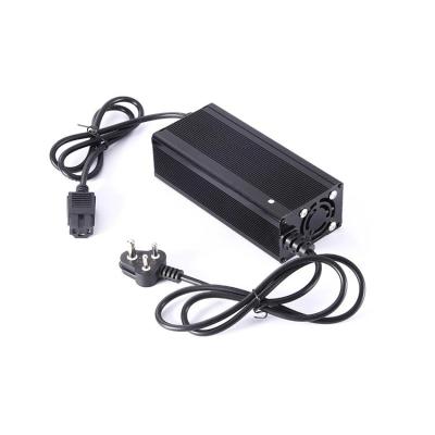 chargeur de batterie au plomb de lion de 36v15a 42V 36volt 10s pour le chargeur électrique de moto