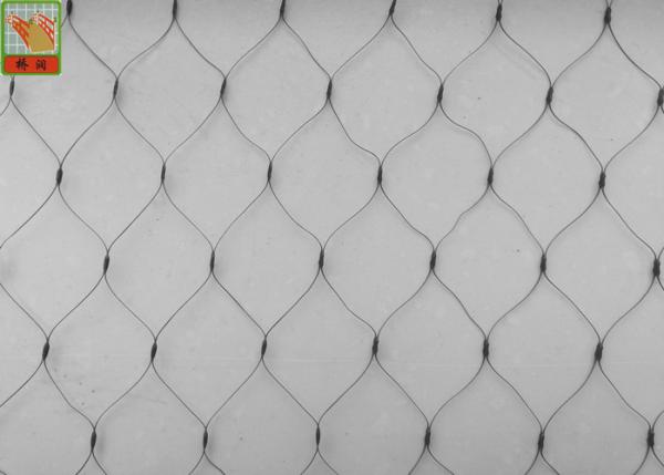 BLACK PLASTIC BIRD NETS, AGRICULTURAL NETTING, DIAMOND HOLE, 2 METERS WIDE, HDPE MARTERIAL
