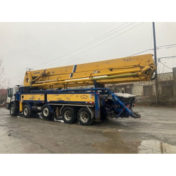 25T Used Truck Concrete Pump Second Hand Boom Truck For B2B Buyers