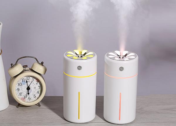 Car Air Mister Humidifier , Portable Cool Mist Humidifier DC5V / 4W With USB Port