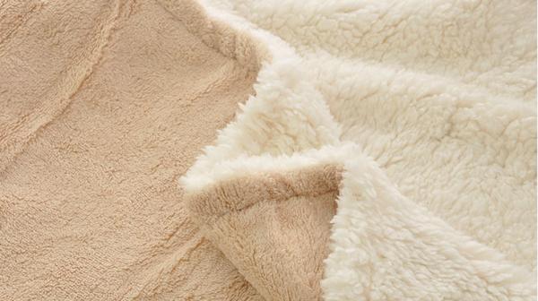 Animal Pattern Cartoon Print Blanket With Sherpa Backing For Adults / Baby