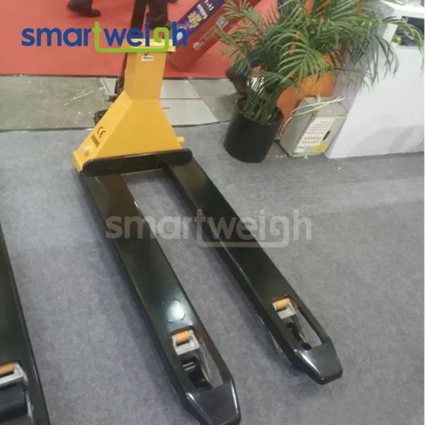 High Precision Industrial Pallet Jack Scales Carbon Steel 2T Pallet Truck With Weighing Scale