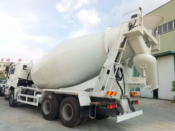Construction Concrete Mixer Truck With Core Engine Component