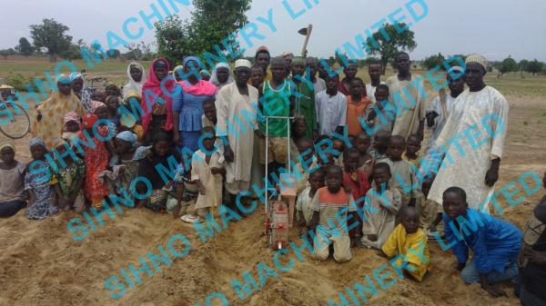 hand push single row corn and bean planter