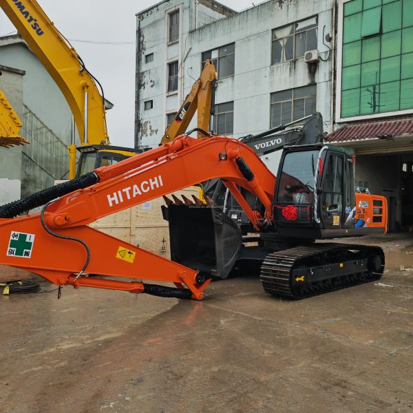20 Ton ZAXIS200 Second Hand Hitachi Excavator Japan Brand