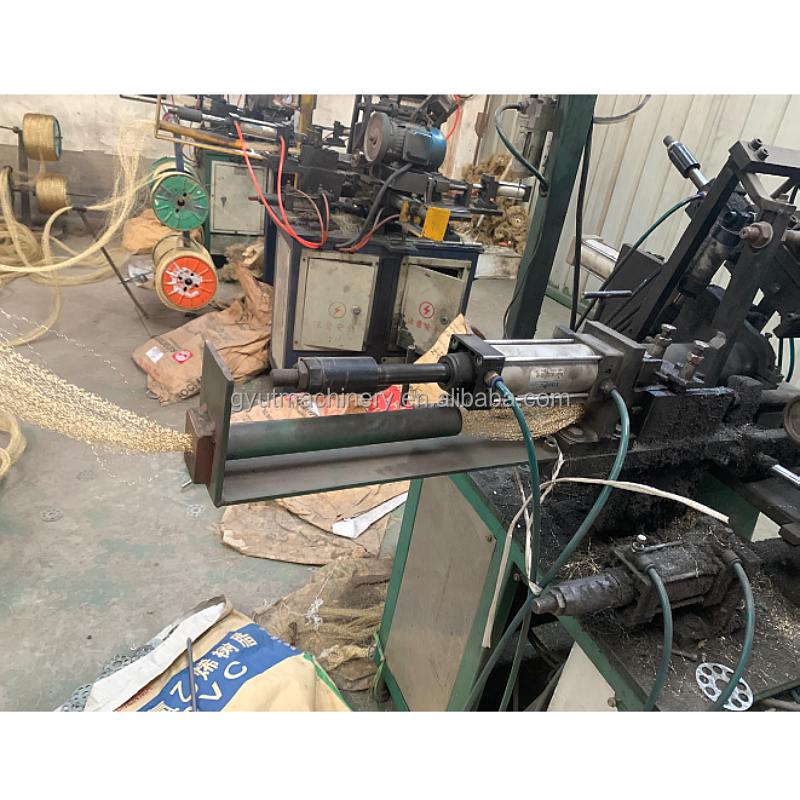 Легкоуправляемая стальная щетка для строительных работ