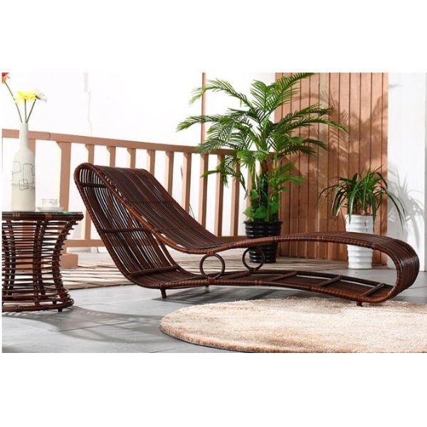 Leisure Aluminium Outdoor Garden wicker beach chair PE Rattan patio Chaise Lounge chairs