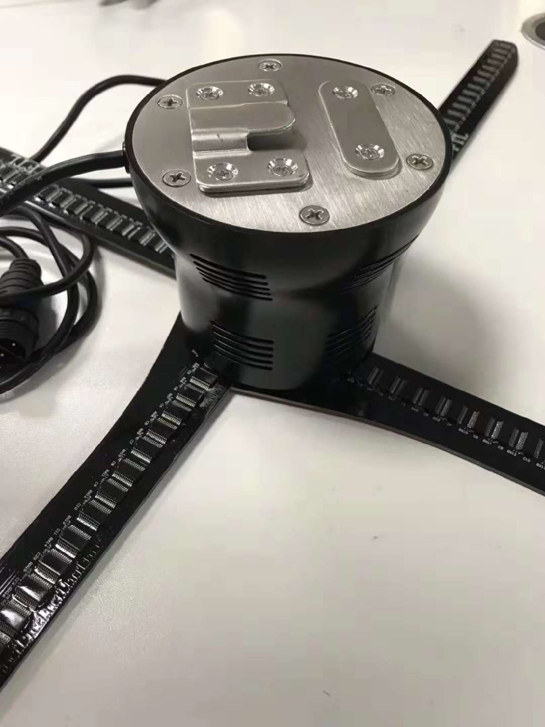 Реклама Hologram 3D Wifi 65cm показывает видео фото вентилятора 3D СИД голографическое для Hologram репроектора Адвокатуры 3d магазина