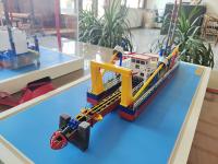 Dredger de sucção com uma cor azul para requisitos específicos de dragagem