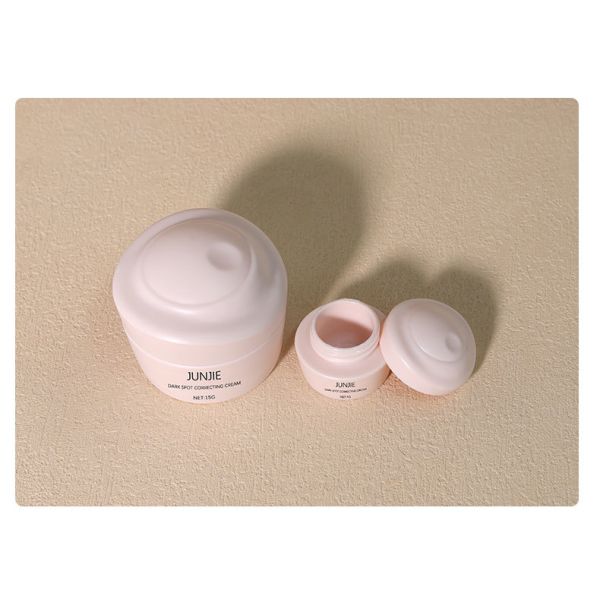 PP Round Jars Colored Plastic Jars Plastic Skincare Packaging Eye Round 4g 15g Cosmetic Jars for Cosmetics Industry Packaging