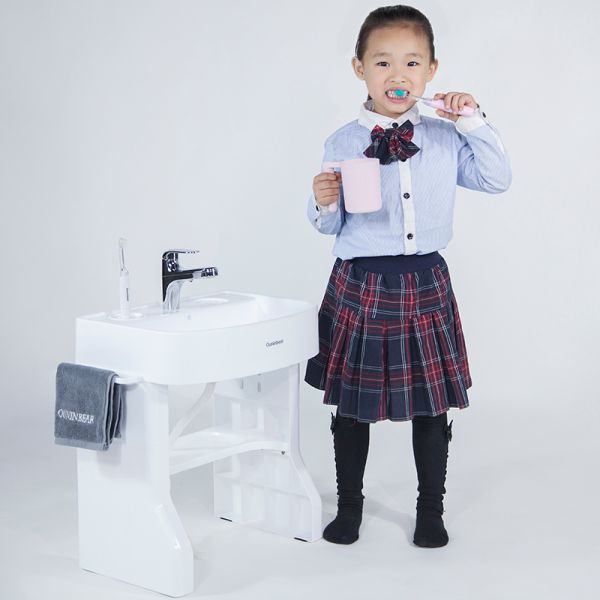 White Plastic Children'S Wash Basin Stand With Acceptable OEM ODM