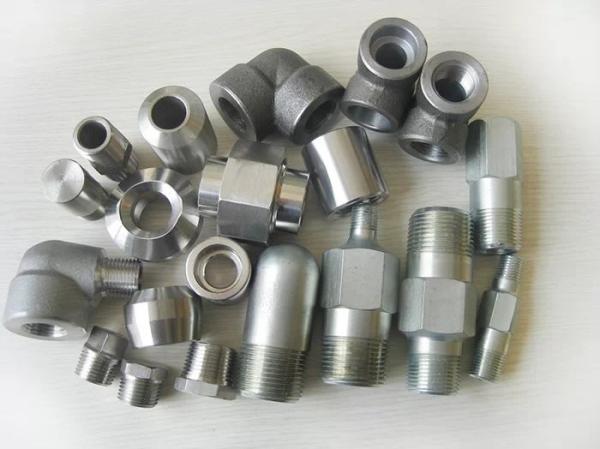 ASTM B462 Incoloy Nickel Alloy Pipe Fittings N08020 Forged Pipe Fittings As Per ASME B16.11 MSS SP79 83 95 97 BS3799