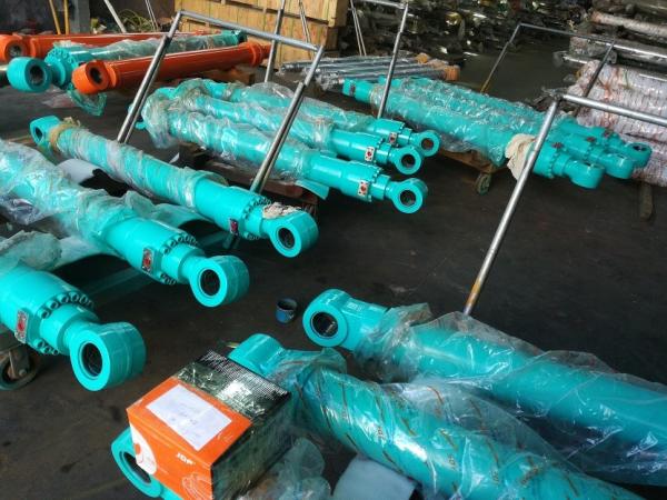 Kobelco SK200-3, SK200LC-3 boom cylinder, 2438U1102F1 ,  2438U1103F1 ,  2438U1106F1 ,  2438U1107F1