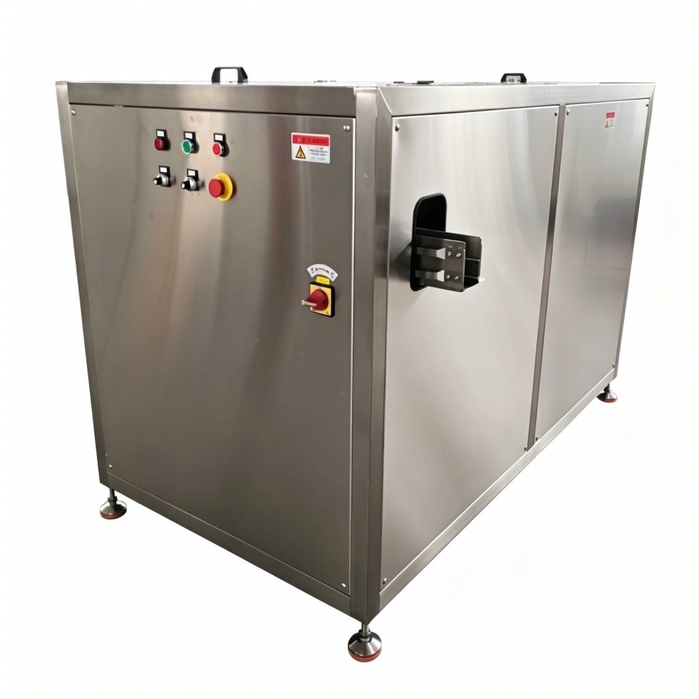 Automatic Bottle Unscrambler with SS304 Frame Material and 1.5 kW Power Consumption for Turntable Driven PET Bottle Sorting