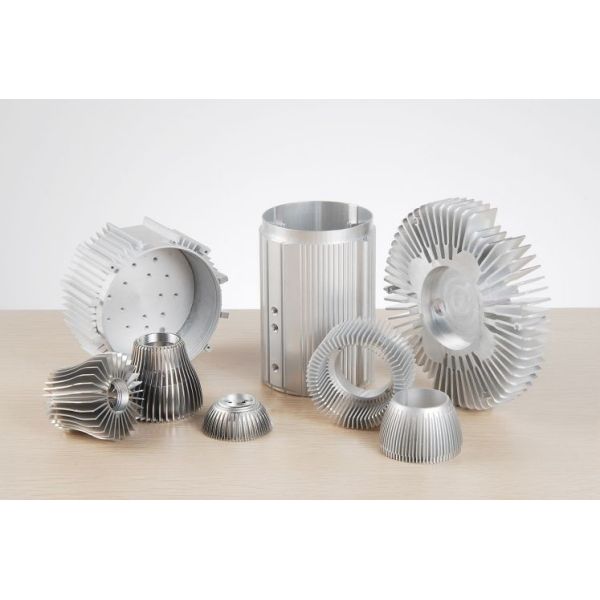 Colorful Heat Sink Aluminum Extrusion Parts Al6063 Heat Dissipation Anodizing